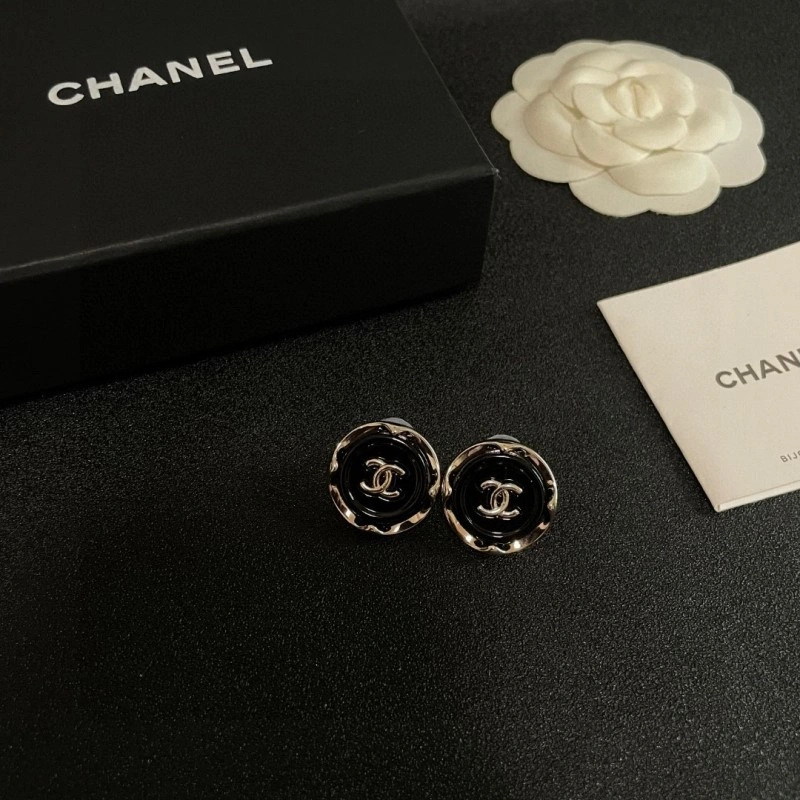 Chanel Earrings Effortless 219926