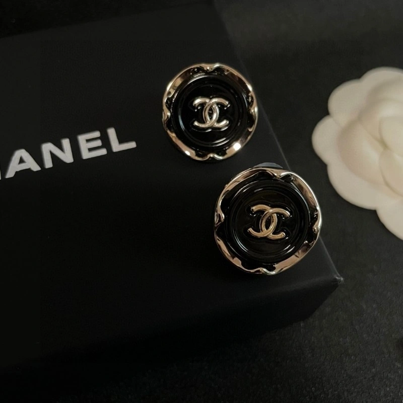 Chanel Earrings Effortless 219926