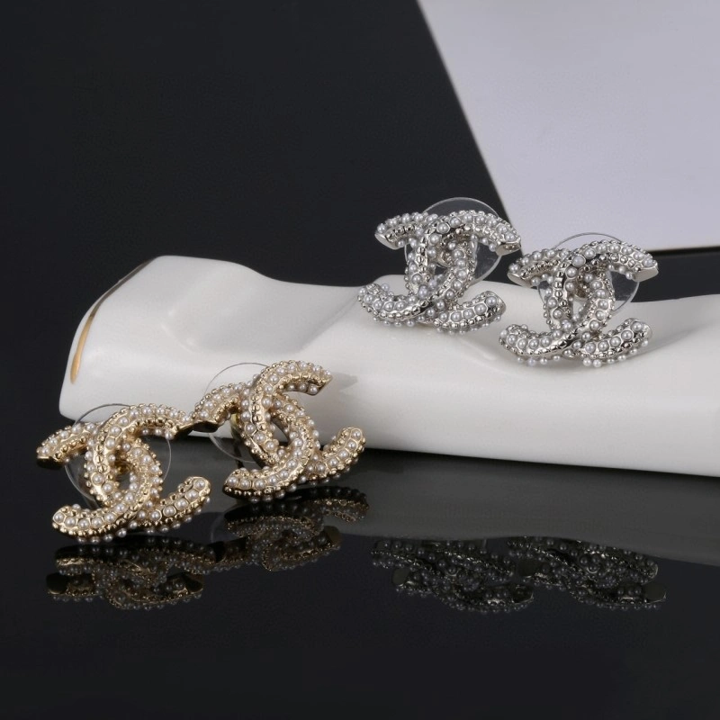 Unique Chanel Earrings 219918