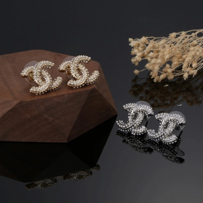 Unique Chanel Earrings 219918