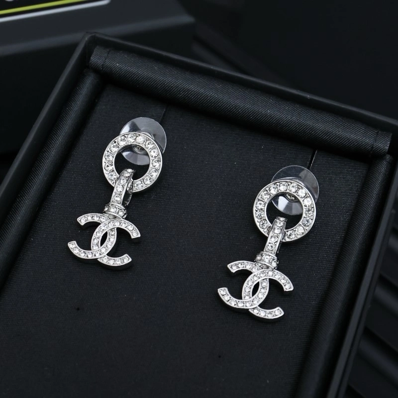 Chanel Earrings Sophisticated 219920