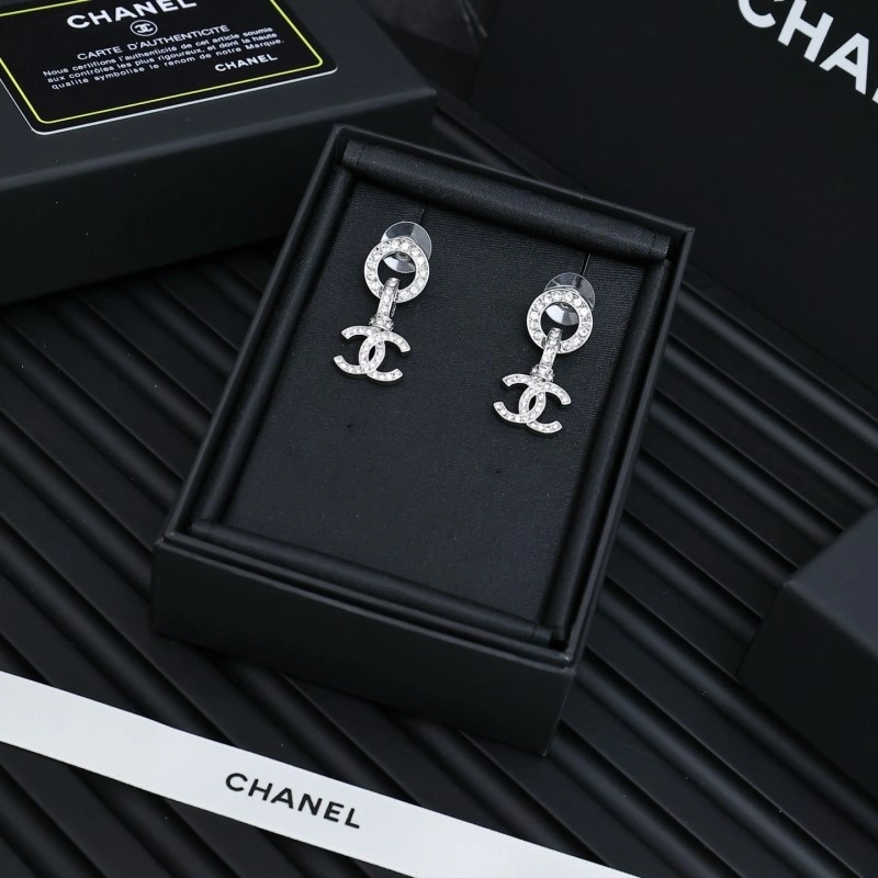 Chanel Earrings Sophisticated 219920