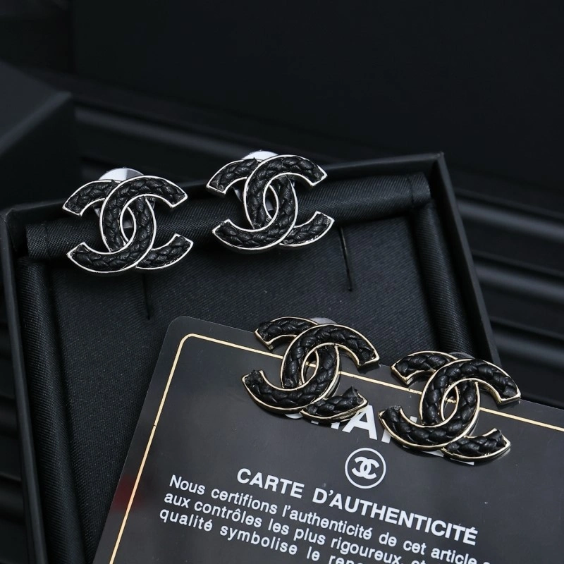 Chanel Earrings Stylish 219910