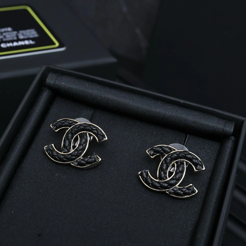 Chanel Earrings Stylish 219910