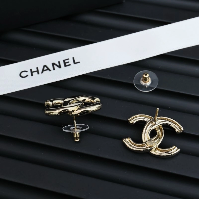 Vibrant Chanel Earrings 219911