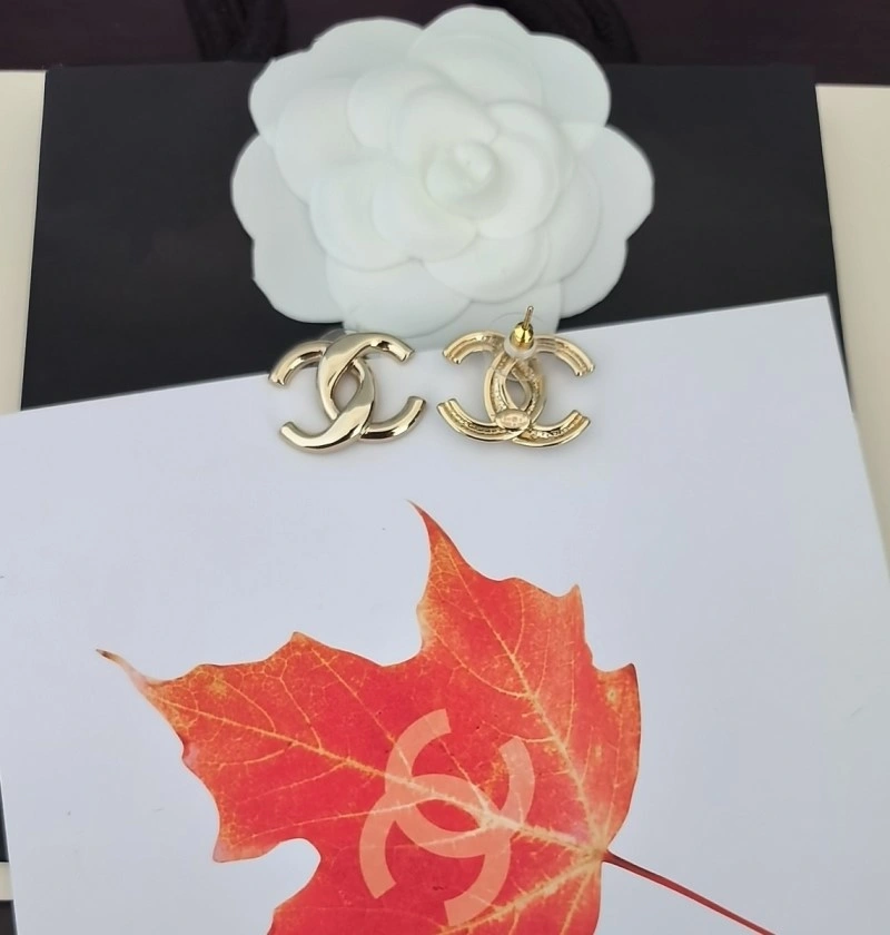 Chanel Earrings Effortless 219905