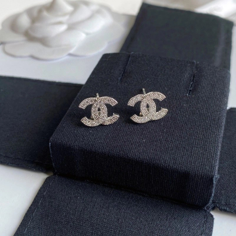 Stretchable Chanel Earrings 219908