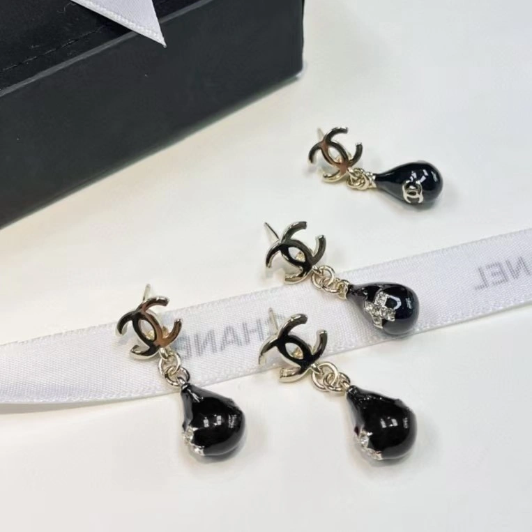Chanel Earrings Timeless 219907