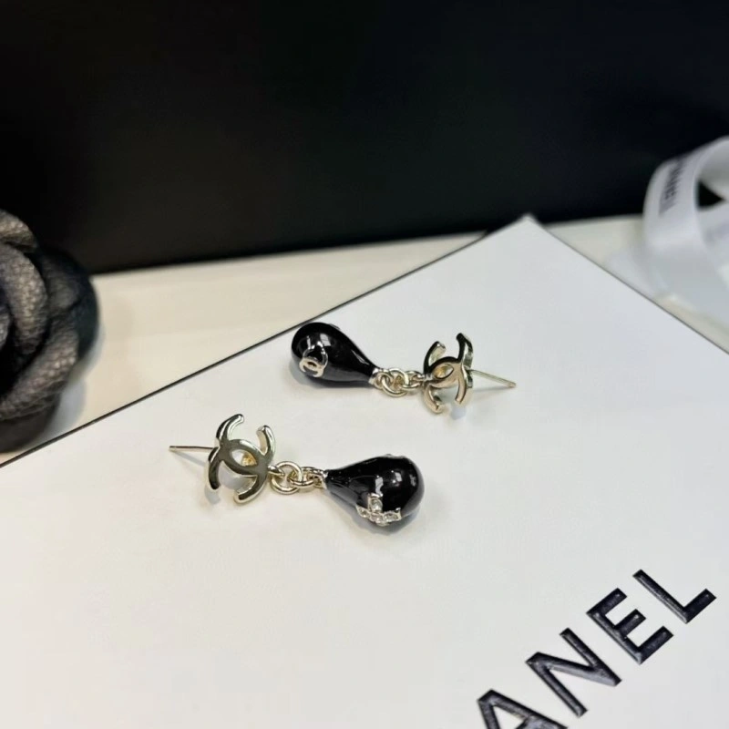 Chanel Earrings Timeless 219907
