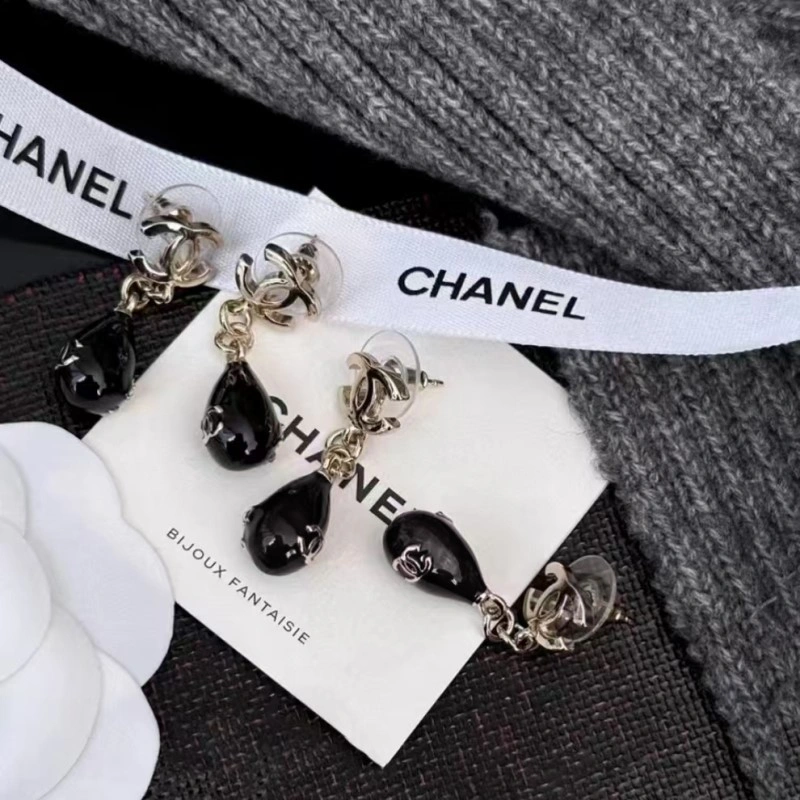 Chanel Earrings Timeless 219907