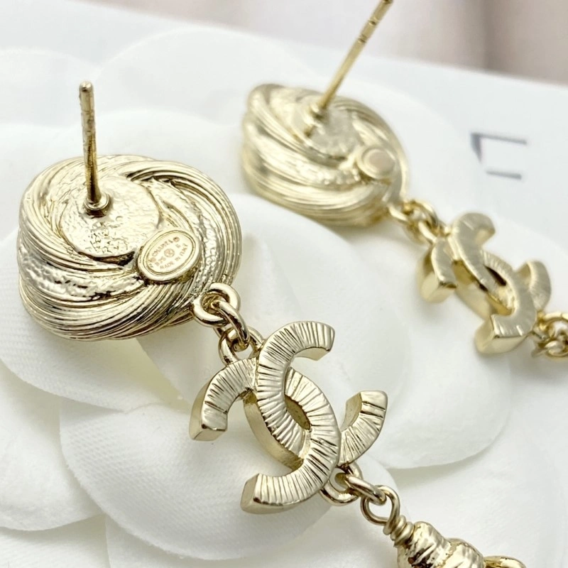 Chanel Earrings Soft 219912