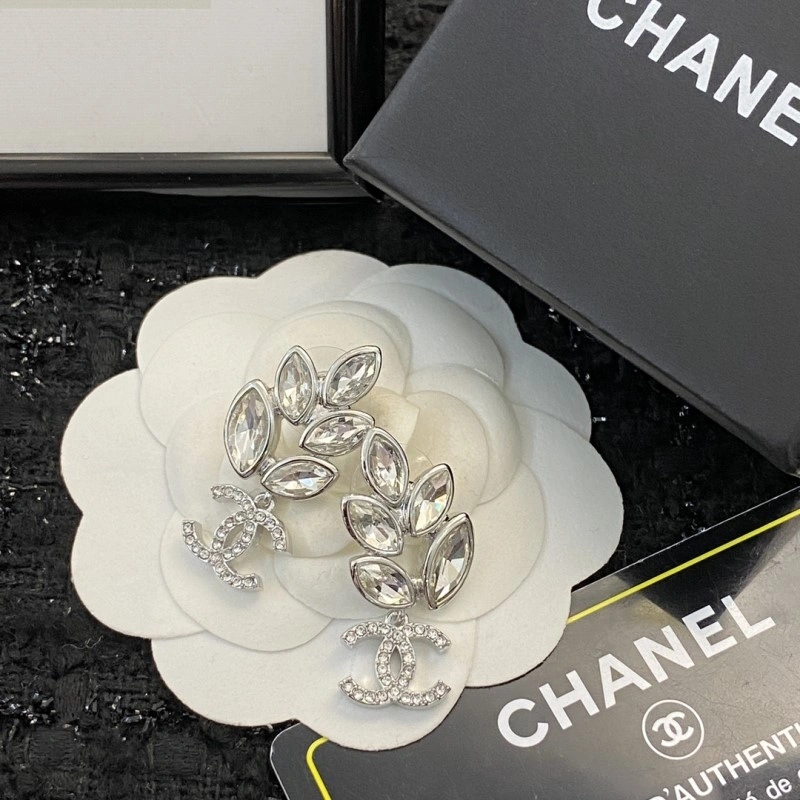 Stylish Chanel Earrings 219902