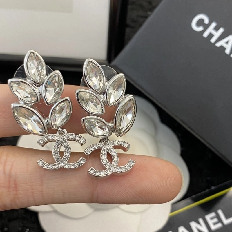 Stylish Chanel Earrings 219902