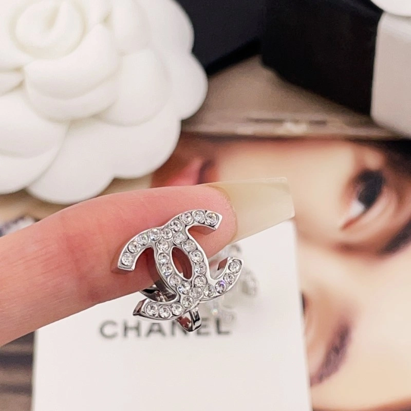 Chanel Earrings EyeCatching 219894