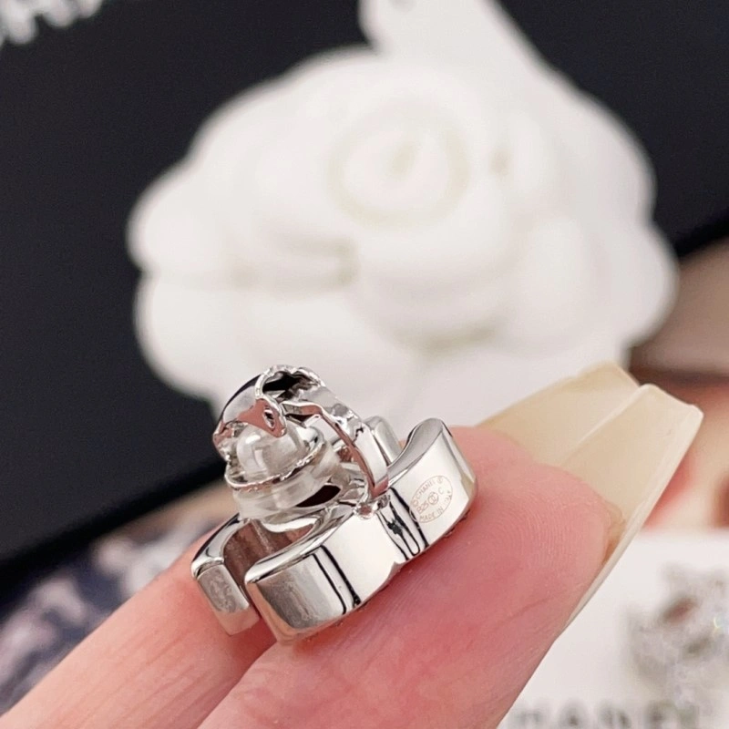 Chanel Earrings EyeCatching 219894