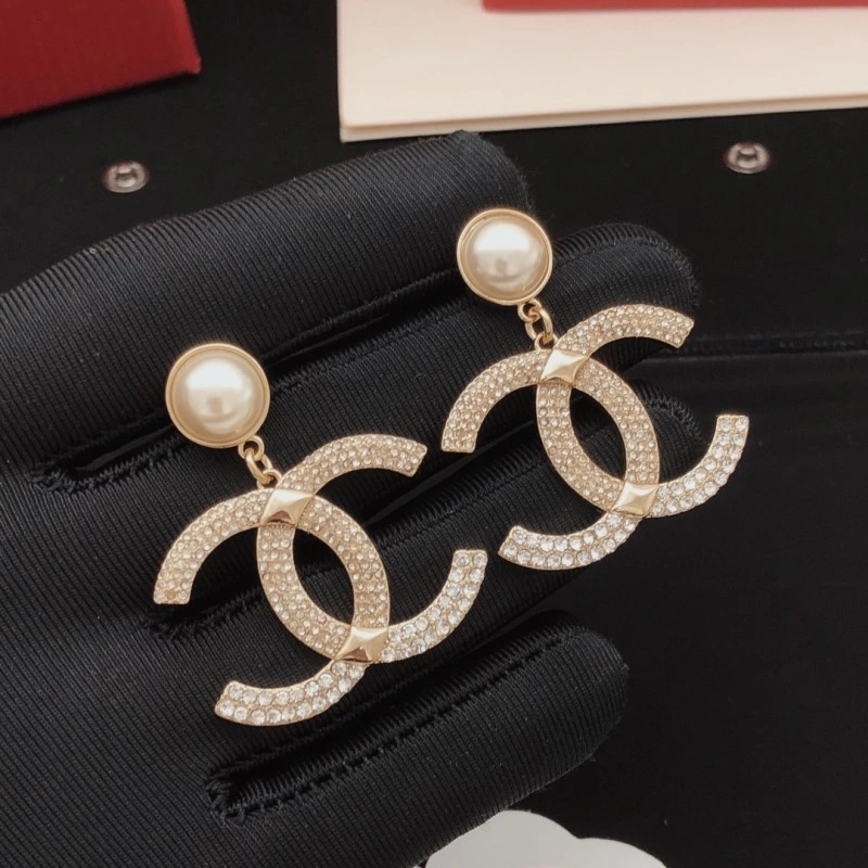 Chanel Earrings Reliable 219909