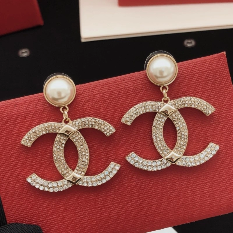 Chanel Earrings Reliable 219909