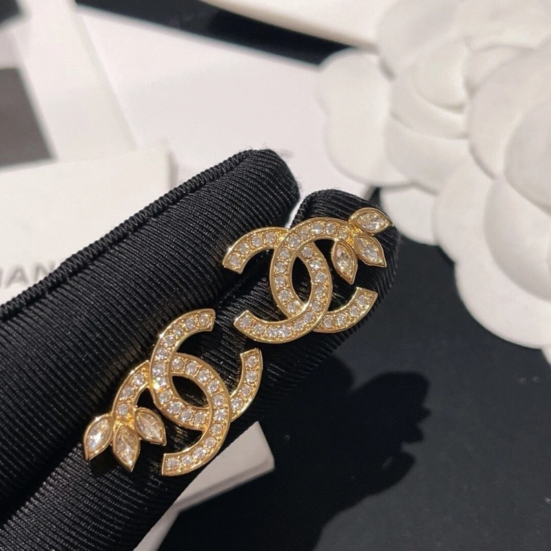 Chanel Earrings Lightweight 219924