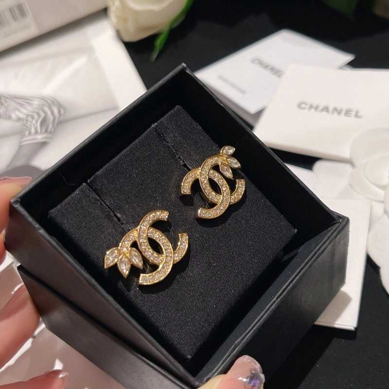 Chanel Earrings Lightweight 219924