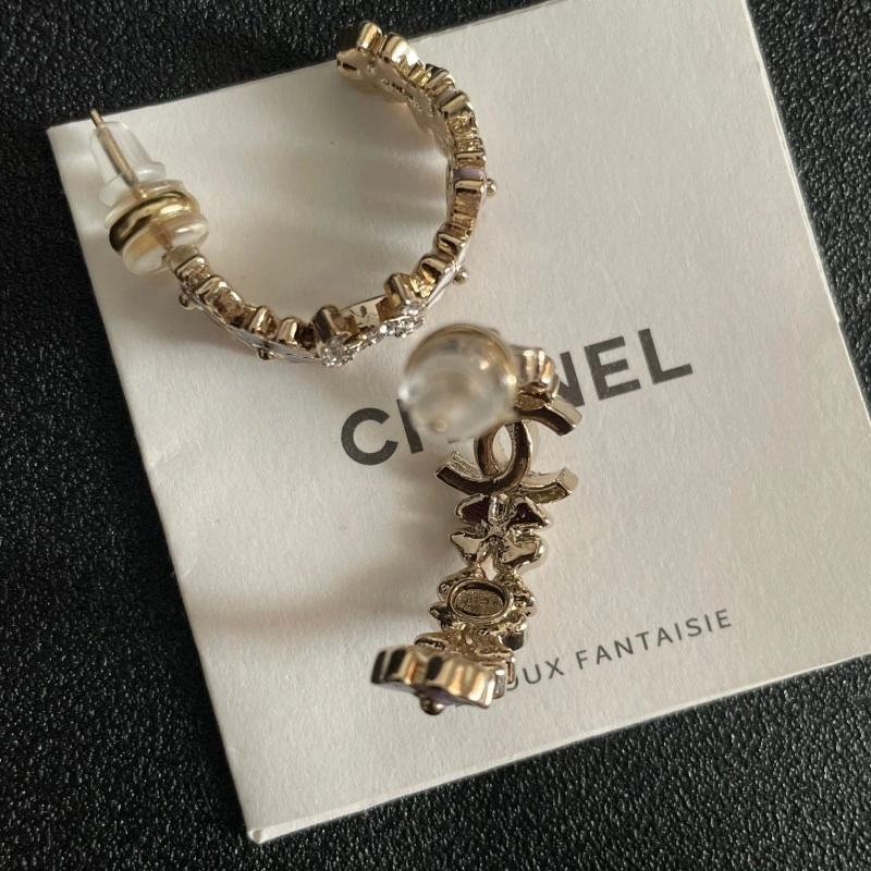 Contemporary Chanel Earrings 219885