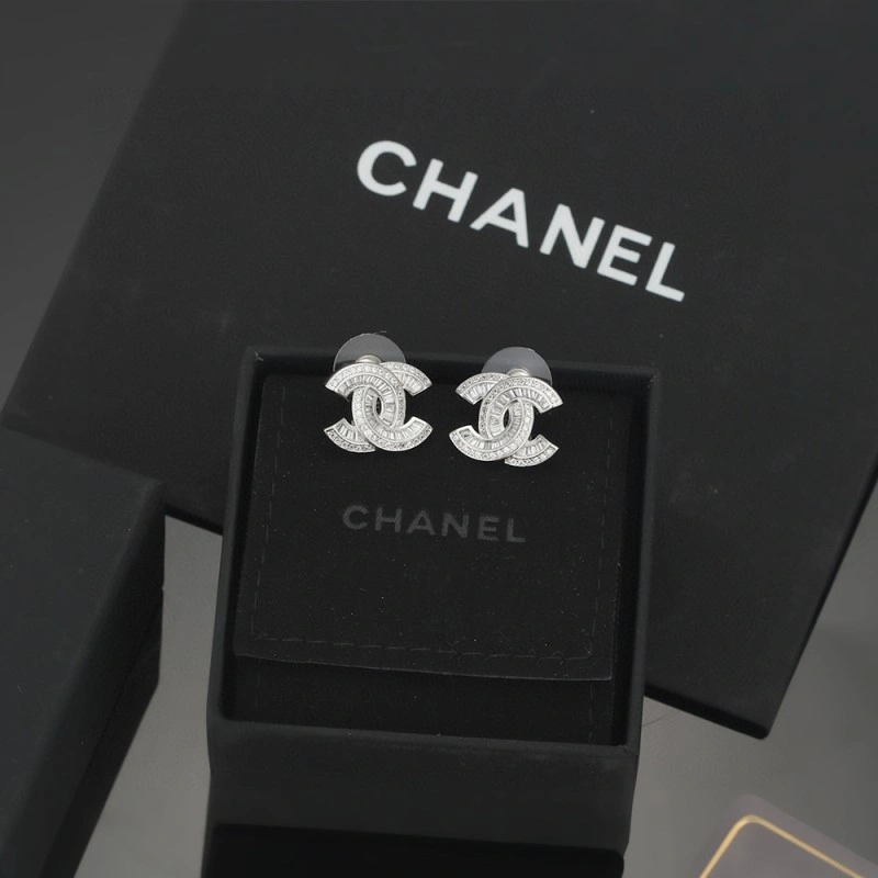HighPerformance Chanel Earrings 219896