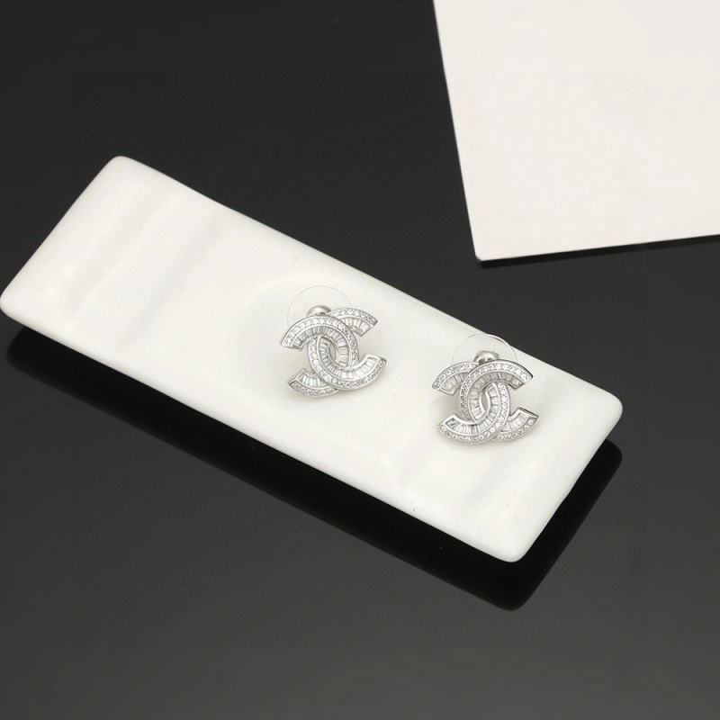 HighPerformance Chanel Earrings 219896