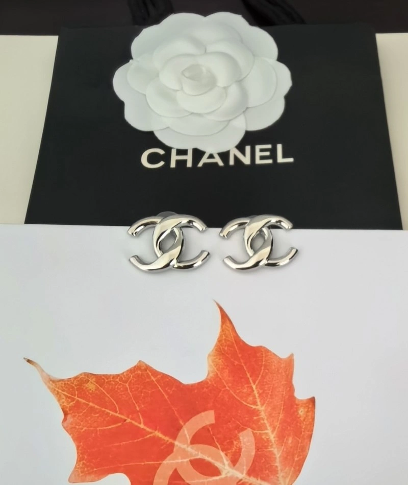Refined Chanel Earrings 219882