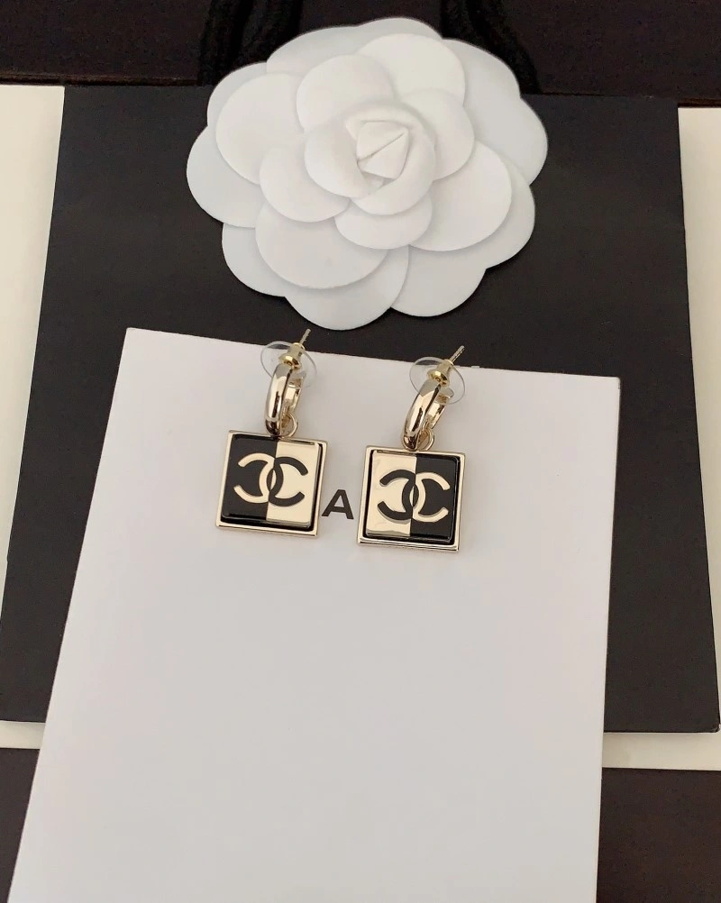 Chanel Earrings Tailored 219878