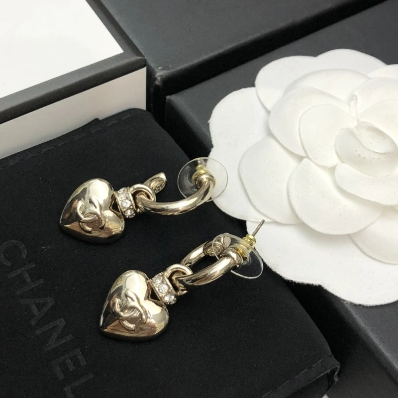 Chanel Earrings Affordable 219964
