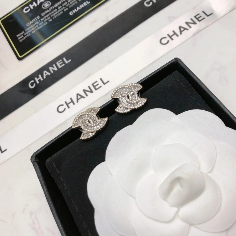 Chanel Earrings Cozy 219870