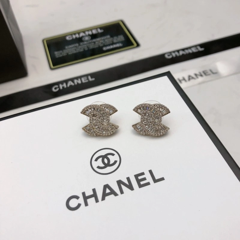 Chanel Earrings Cozy 219870