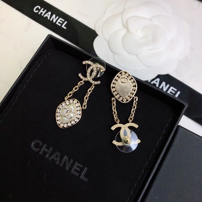 Chanel Earrings WrinkleFree 219869