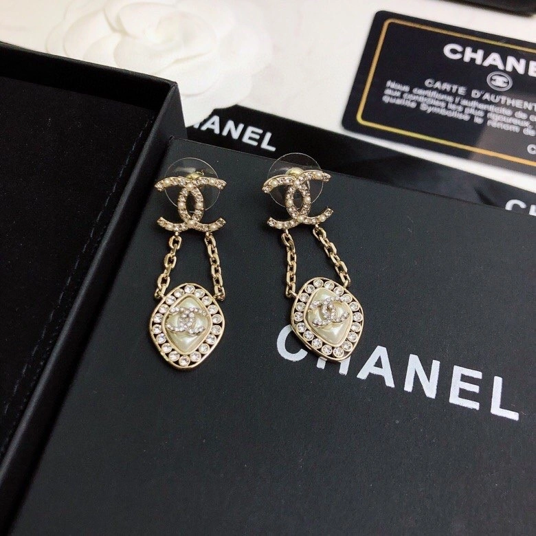Chanel Earrings WrinkleFree 219869