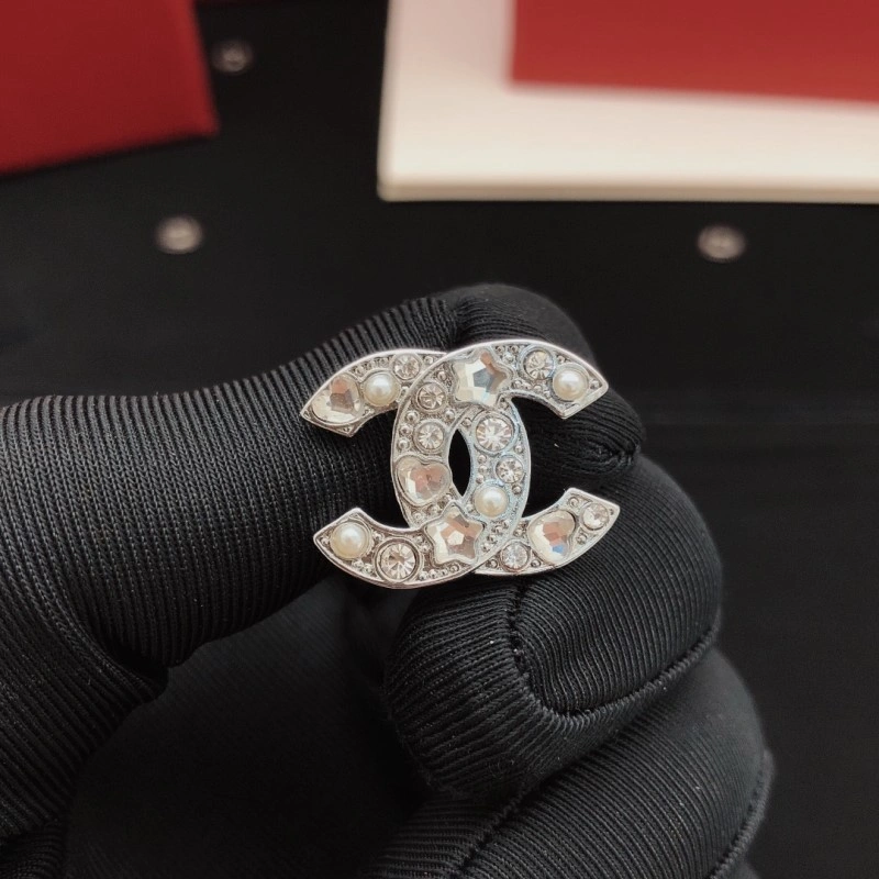 Affordable Chanel Earrings 219859