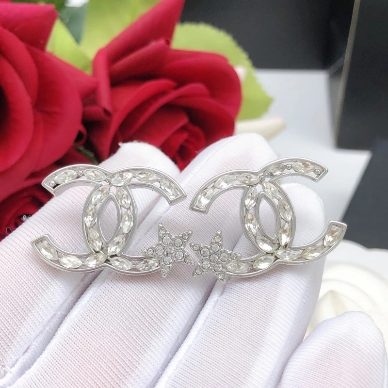 Chanel Earrings Packable 219861