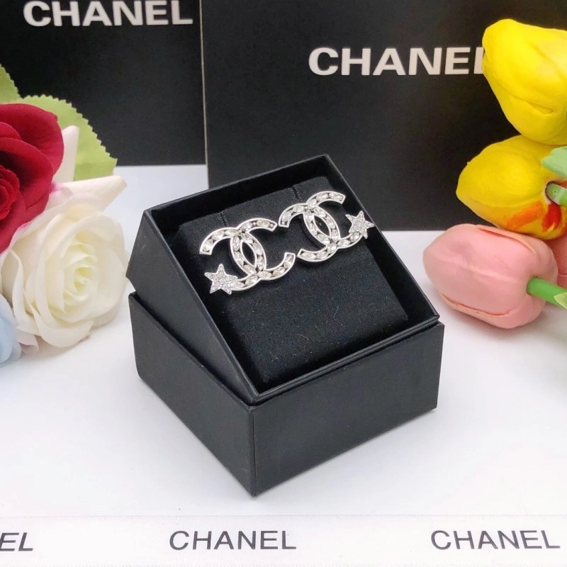 Chanel Earrings Packable 219861
