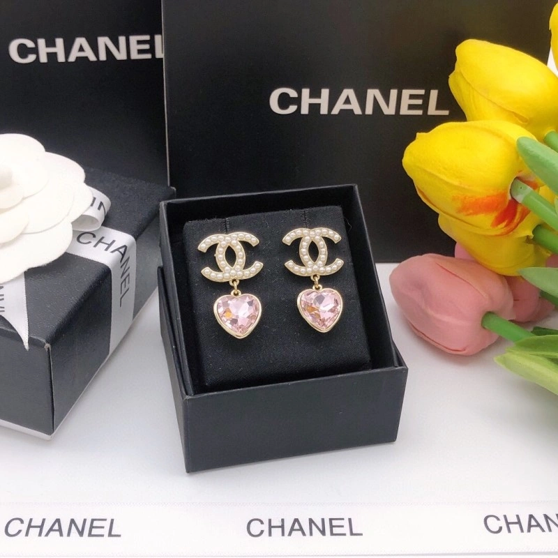 HighPerformance Chanel Earrings 219852