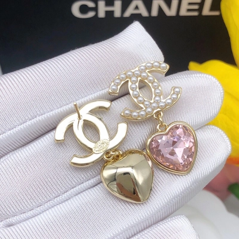 HighPerformance Chanel Earrings 219852