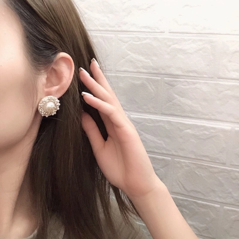 Chanel Earrings Breathable 219848