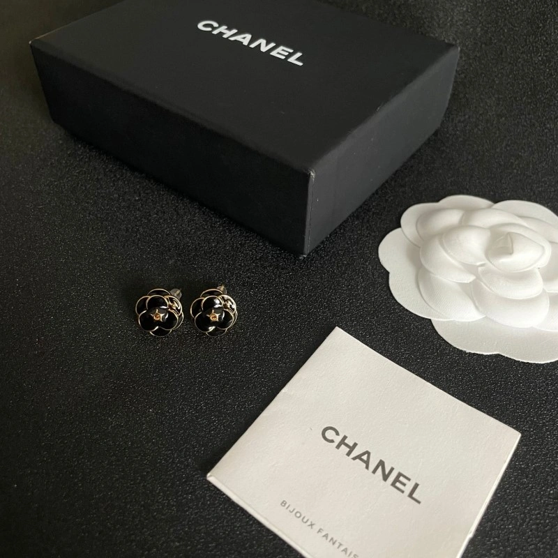 Chanel Earrings Unique 219860