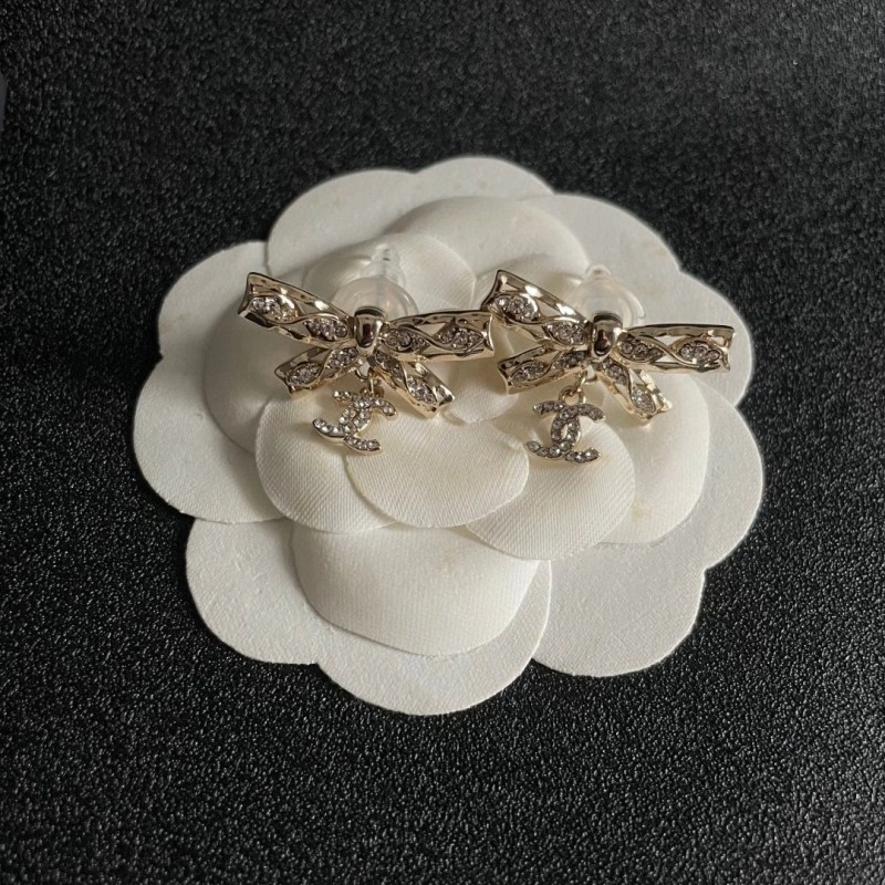 Chanel Earrings Durable 219840