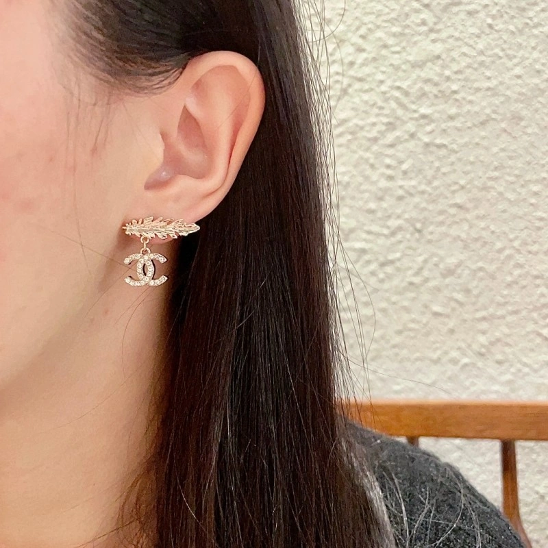 Stylish Chanel Earrings 219846