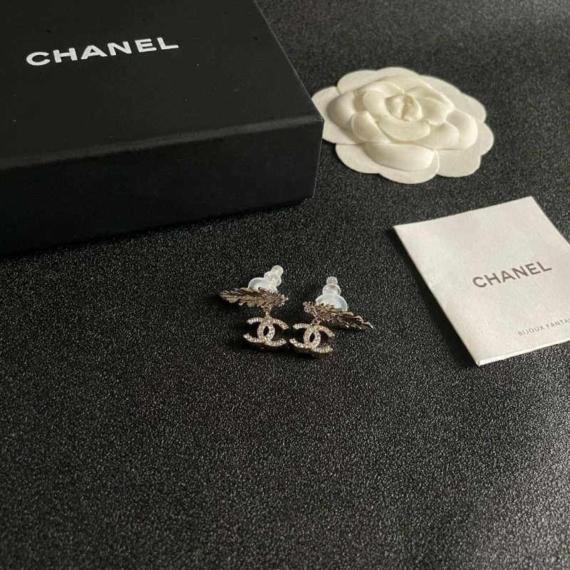 Stylish Chanel Earrings 219846