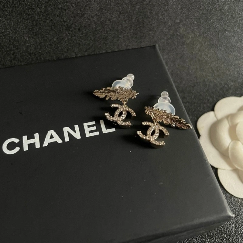Stylish Chanel Earrings 219846
