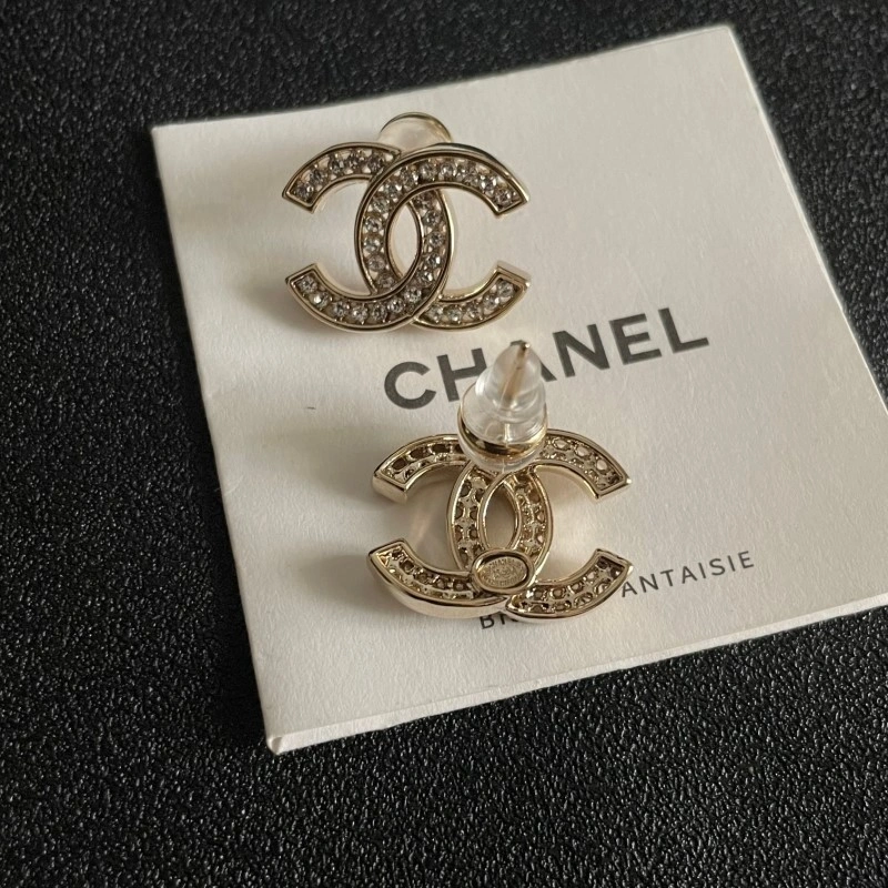 Vibrant Chanel Earrings 219834
