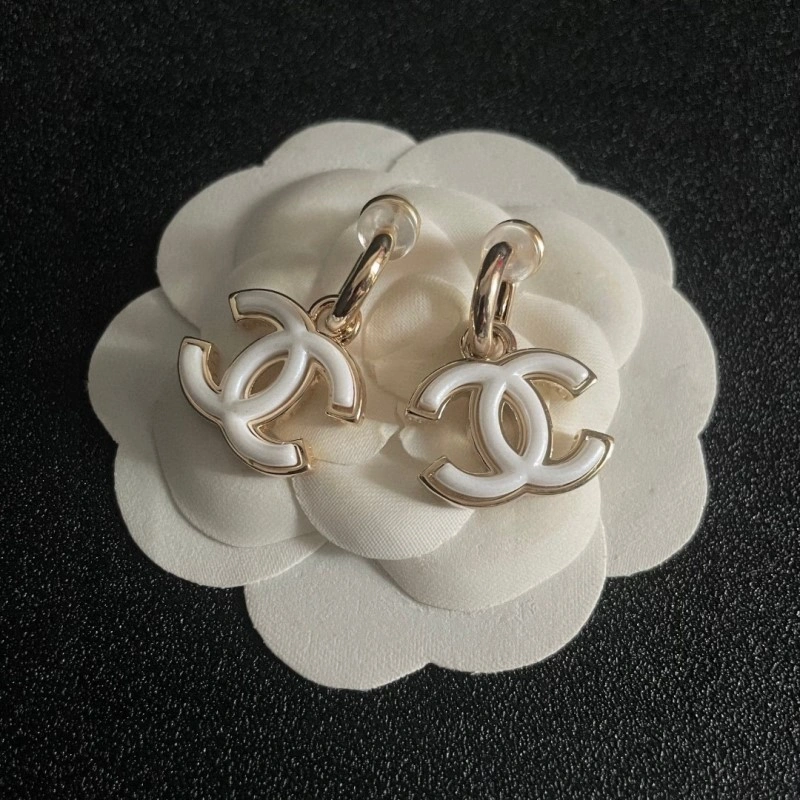 Chanel Earrings Functional 219835