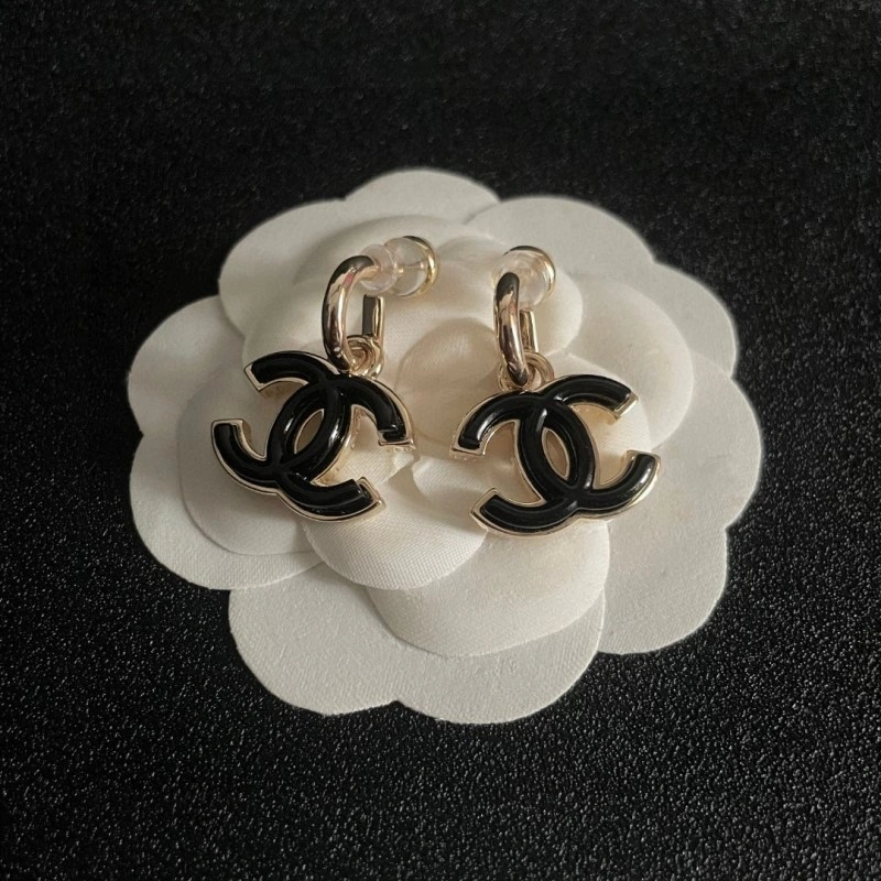 Fashionable Chanel Earrings 219836