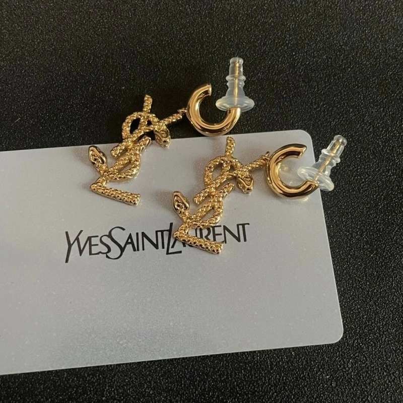 Chanel Earrings WellDesigned 219847