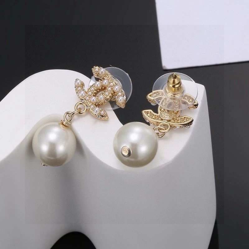 Chanel Earrings Casual 219828