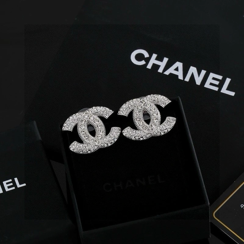 Chanel Earrings Bold 219825